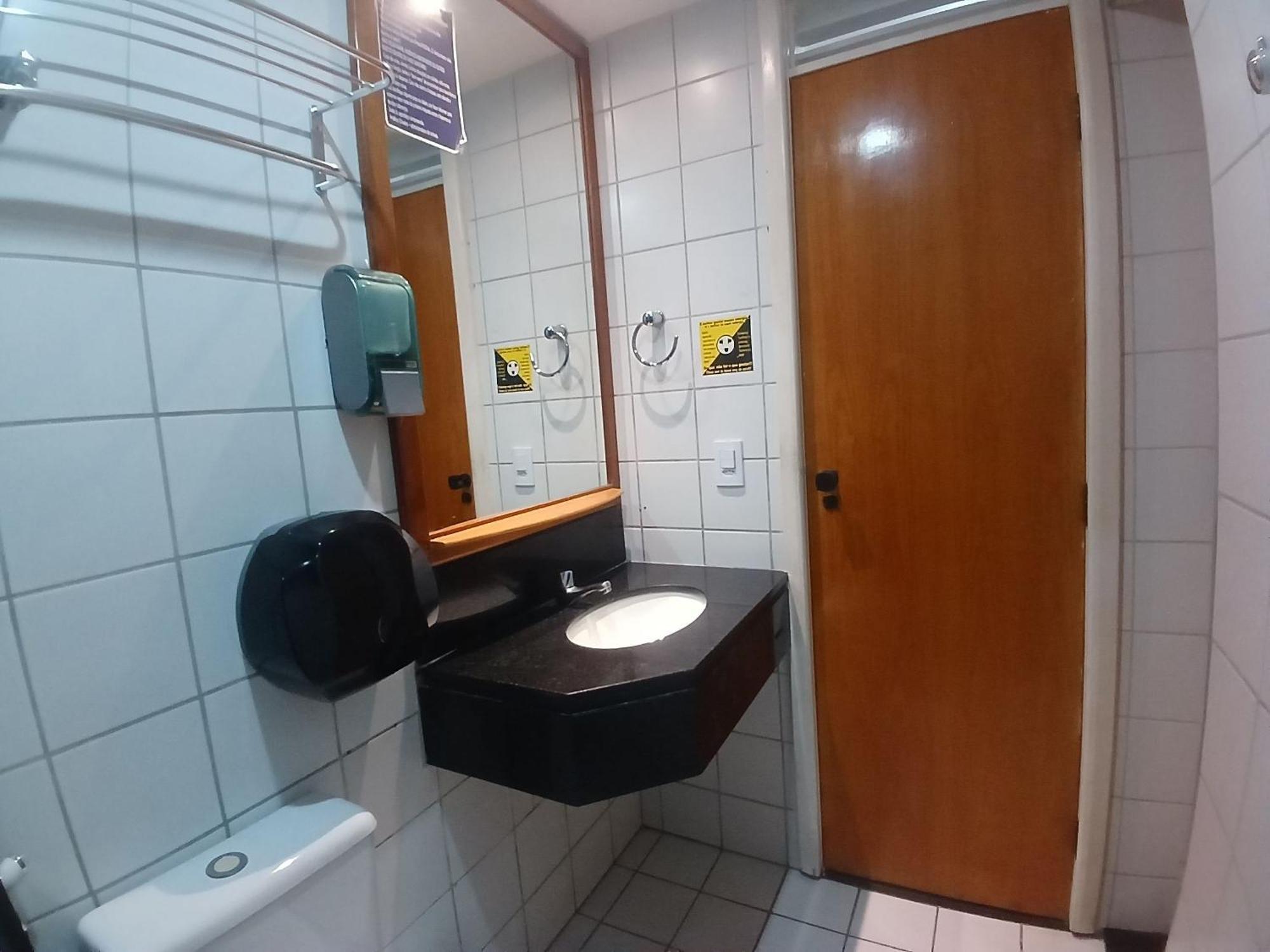 Flat Brasil Tropical Meireles By Escala *