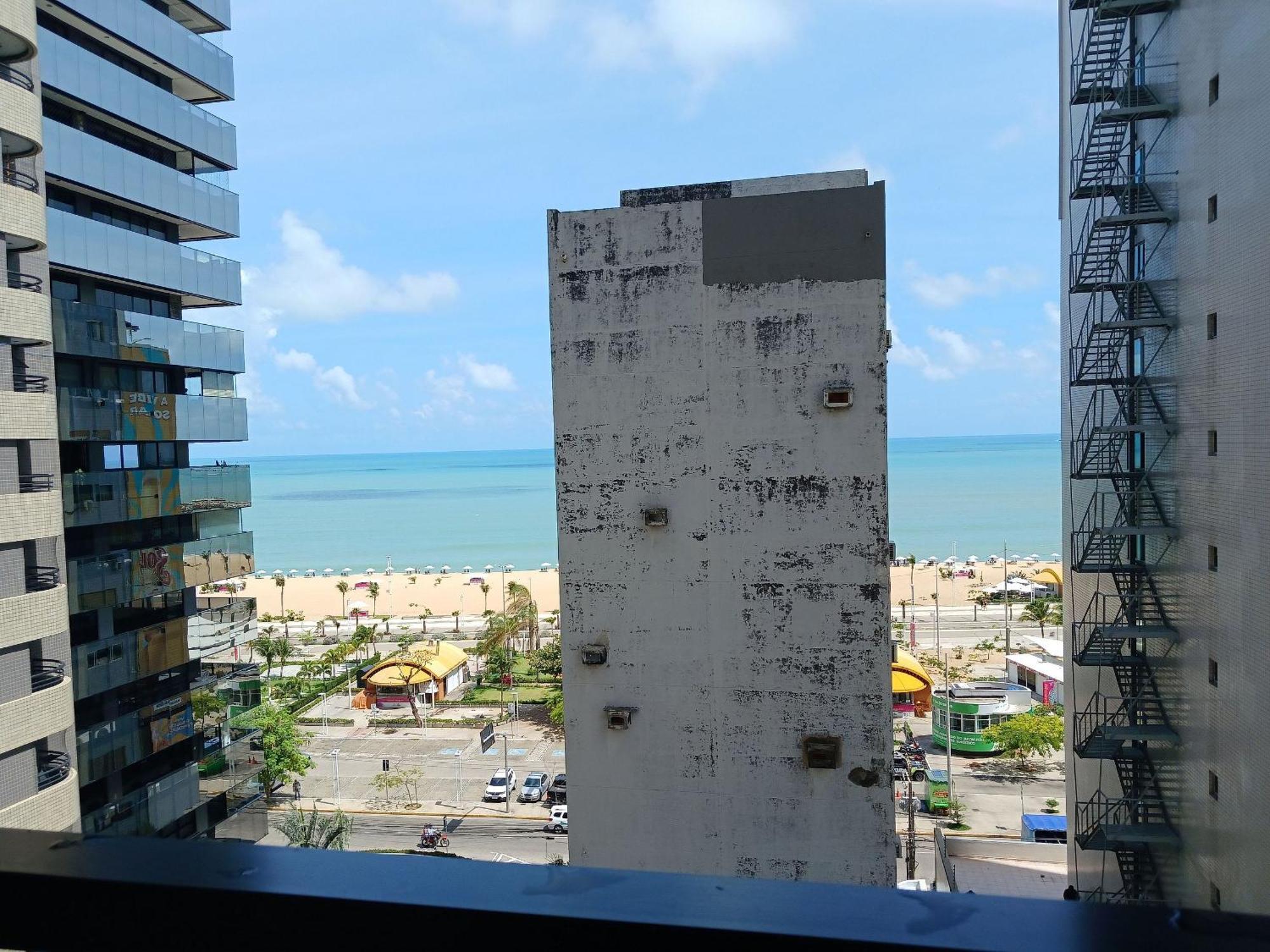 Hotel Flat Brasil Tropical Meireles By Escala