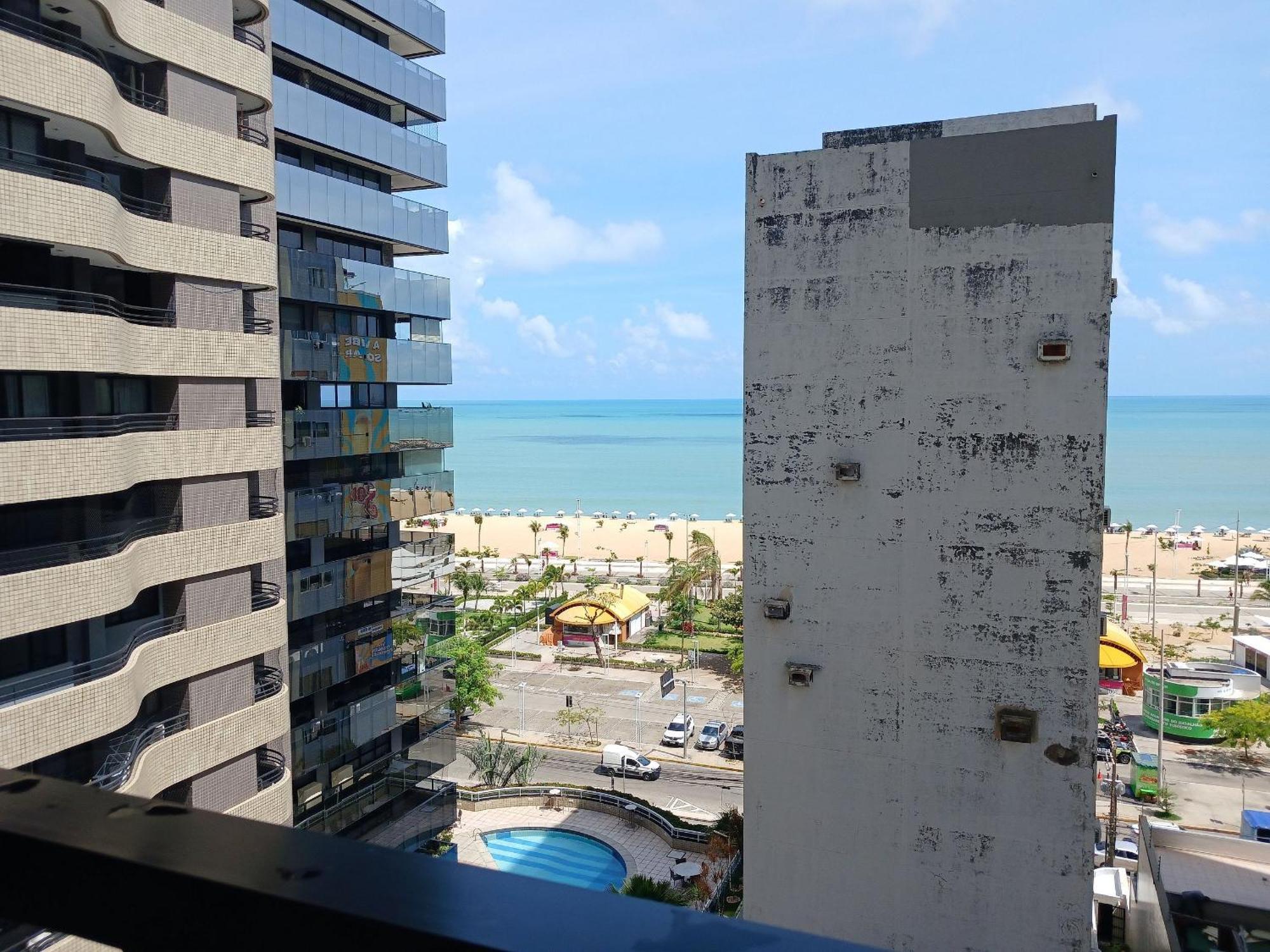 Flat Brasil Tropical Meireles By Escala *