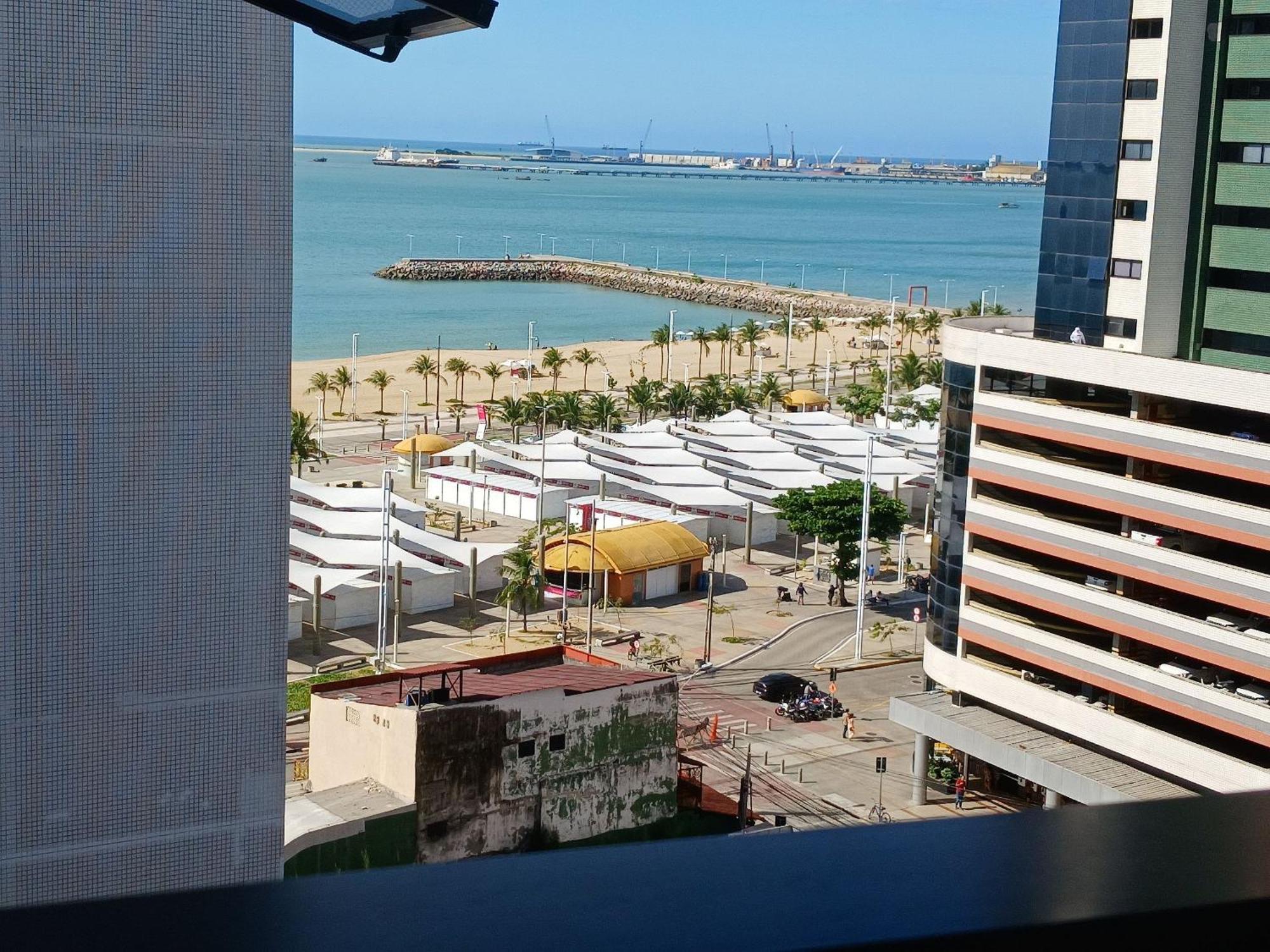 Flat Brasil Tropical Meireles By Escala