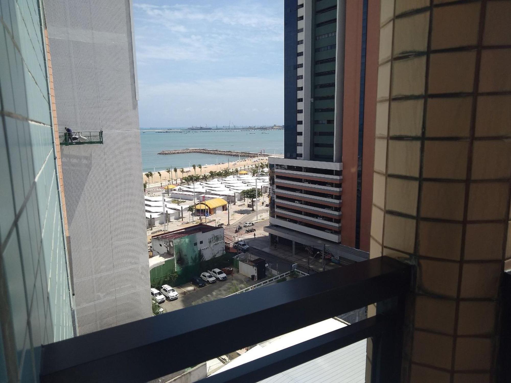 Flat Brasil Tropical Meireles By Escala