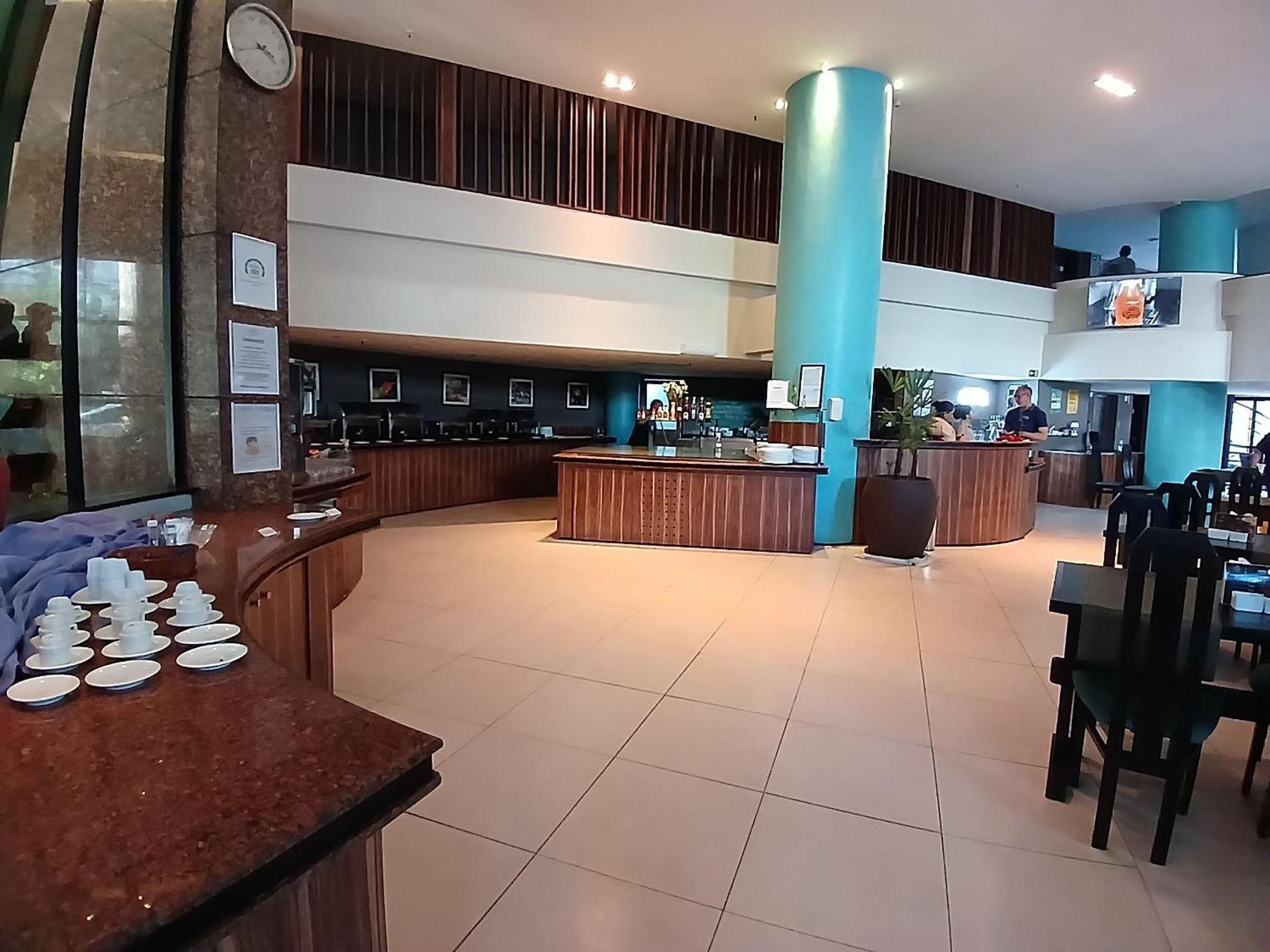 Hotel Flat Brasil Tropical Meireles By Escala